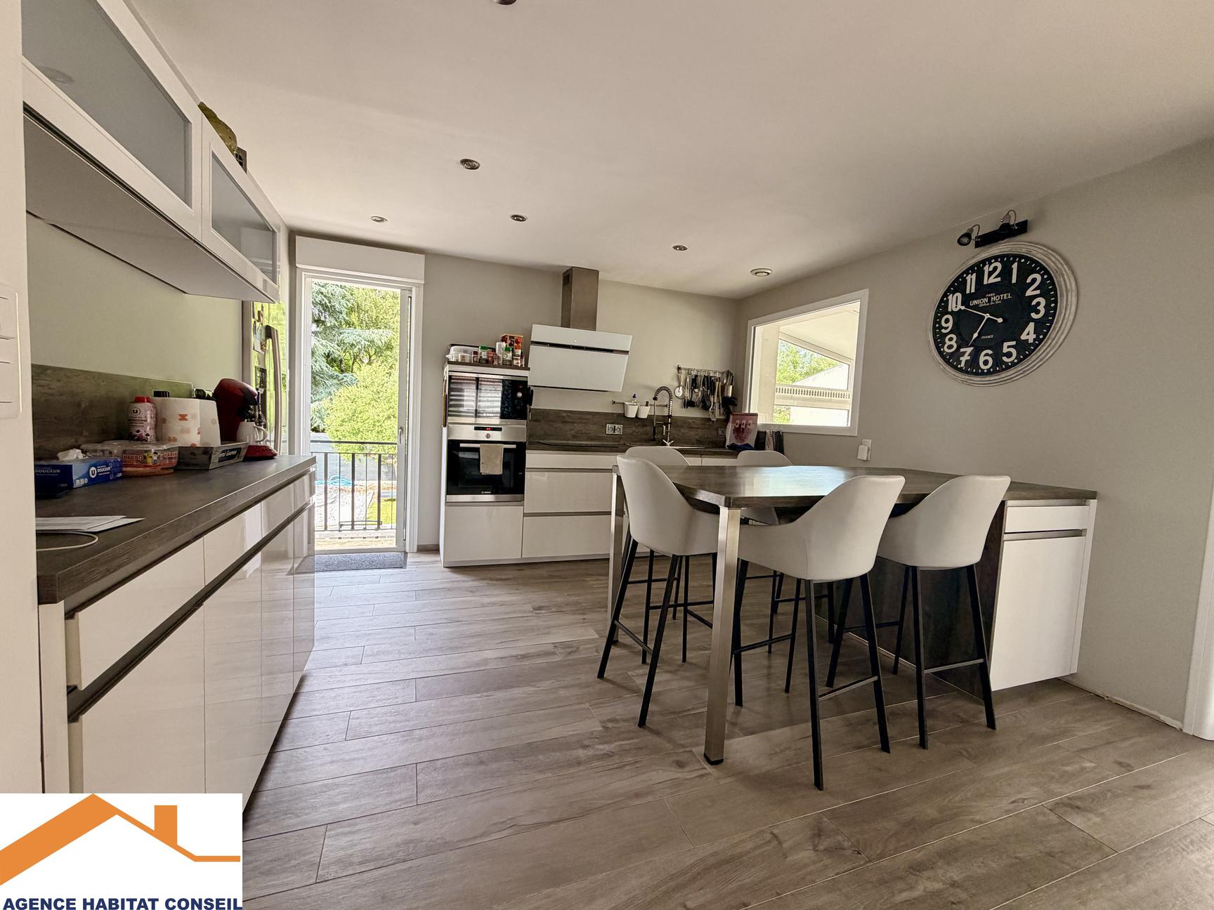 Vente Maison 128 m² à Belleville-sur-Vie 249 875 €