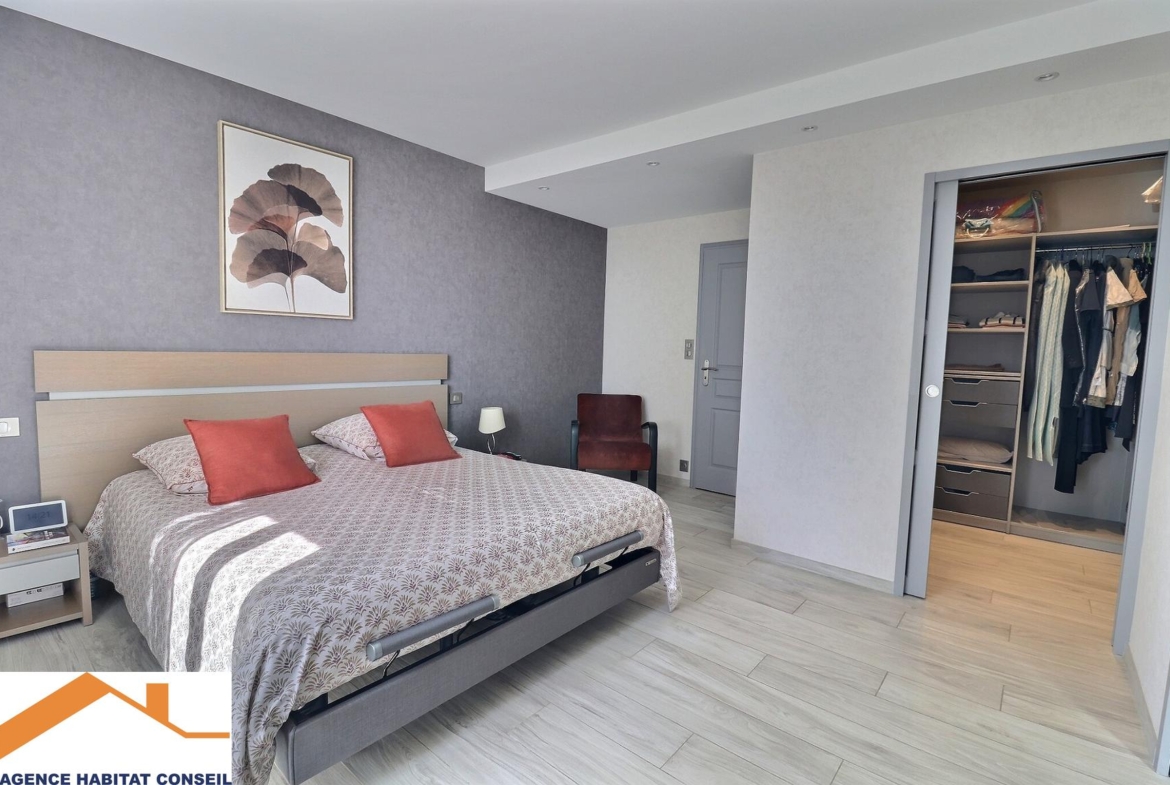 Vente Maison 160 m² à Saint-Denis-la-Chevasse 344 000 €