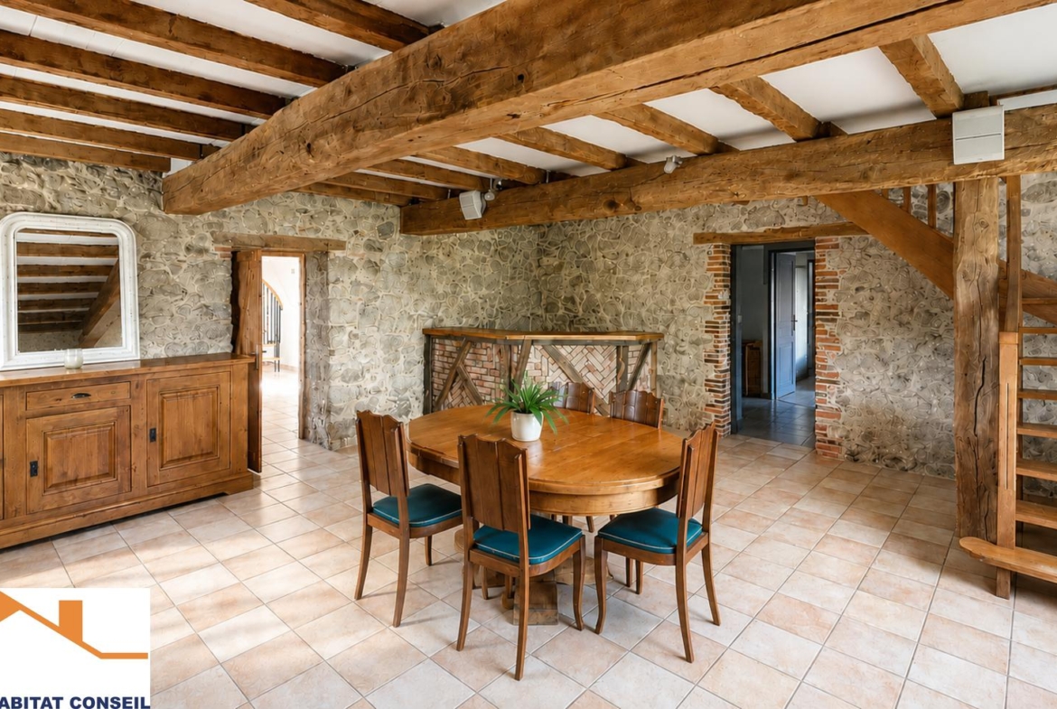 Vente Maison 210 m² à Le Poiré-sur-Vie 345 500 €