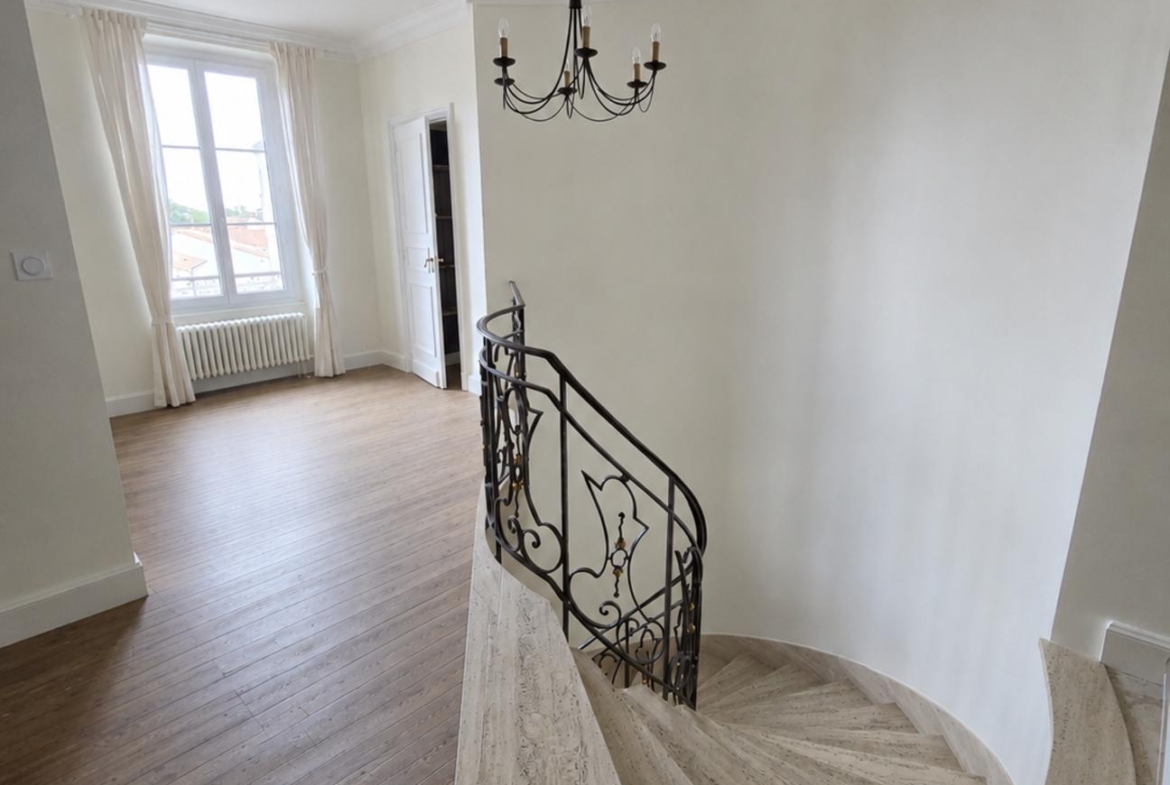 Vente Maison 460 m² à Les Lucs-sur-Boulogne 535 000 €