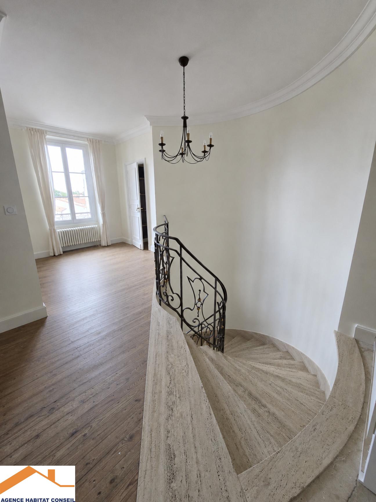 Vente Maison 460 m² à Les Lucs-sur-Boulogne 535 000 €