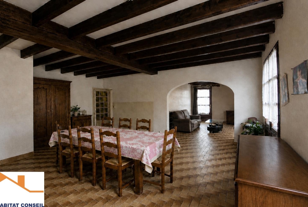 Vente Maison 110 m² à Le Poiré-sur-Vie 135 000 €