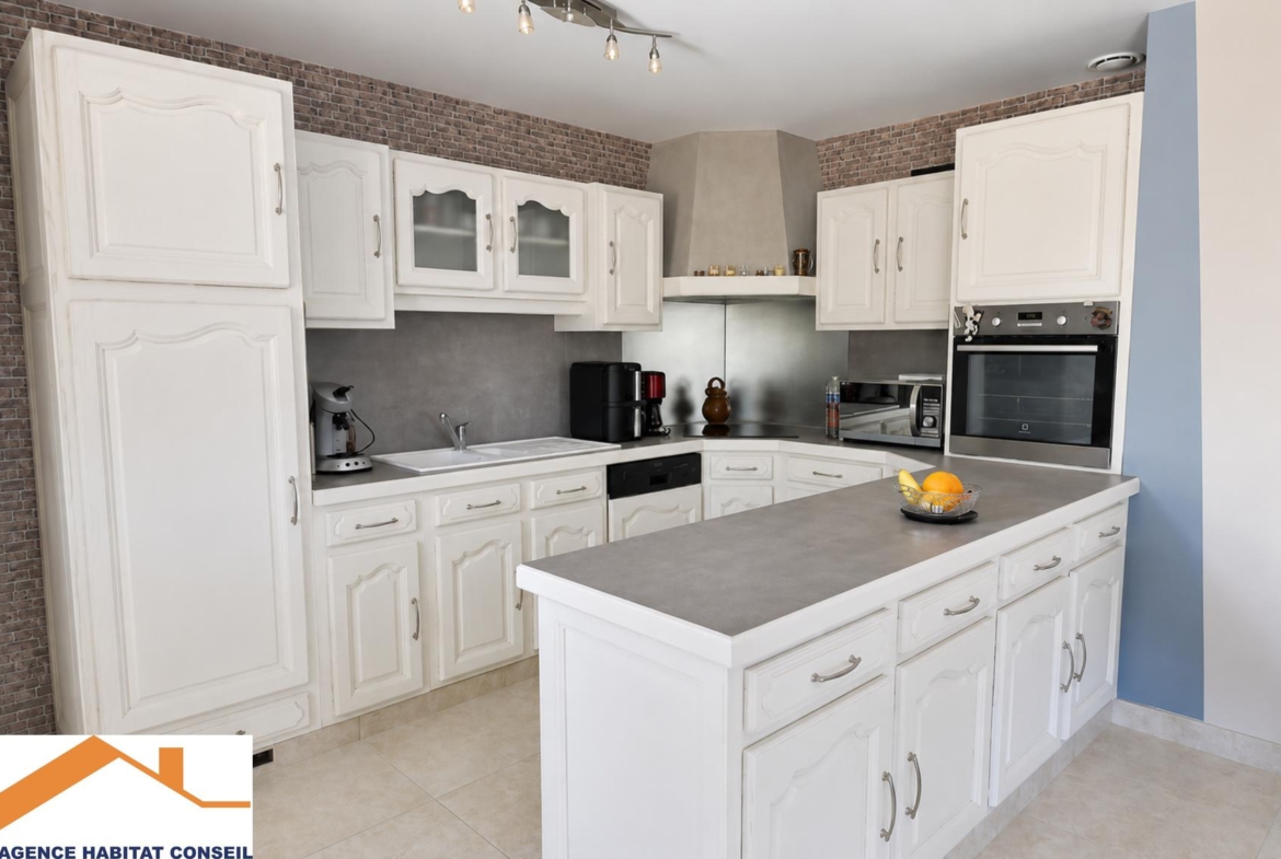 Vente Maison 133 m² à Saint-Denis-la-Chevasse 295 000 €