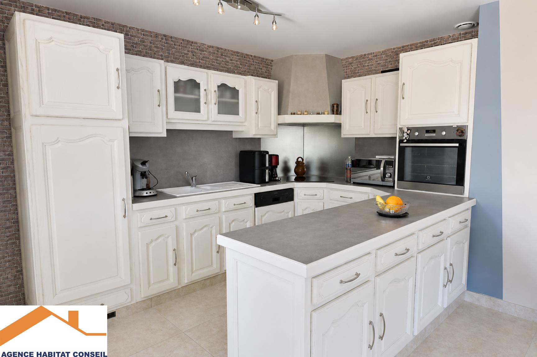 Vente Maison 133 m² à Saint-Denis-la-Chevasse 295 000 €