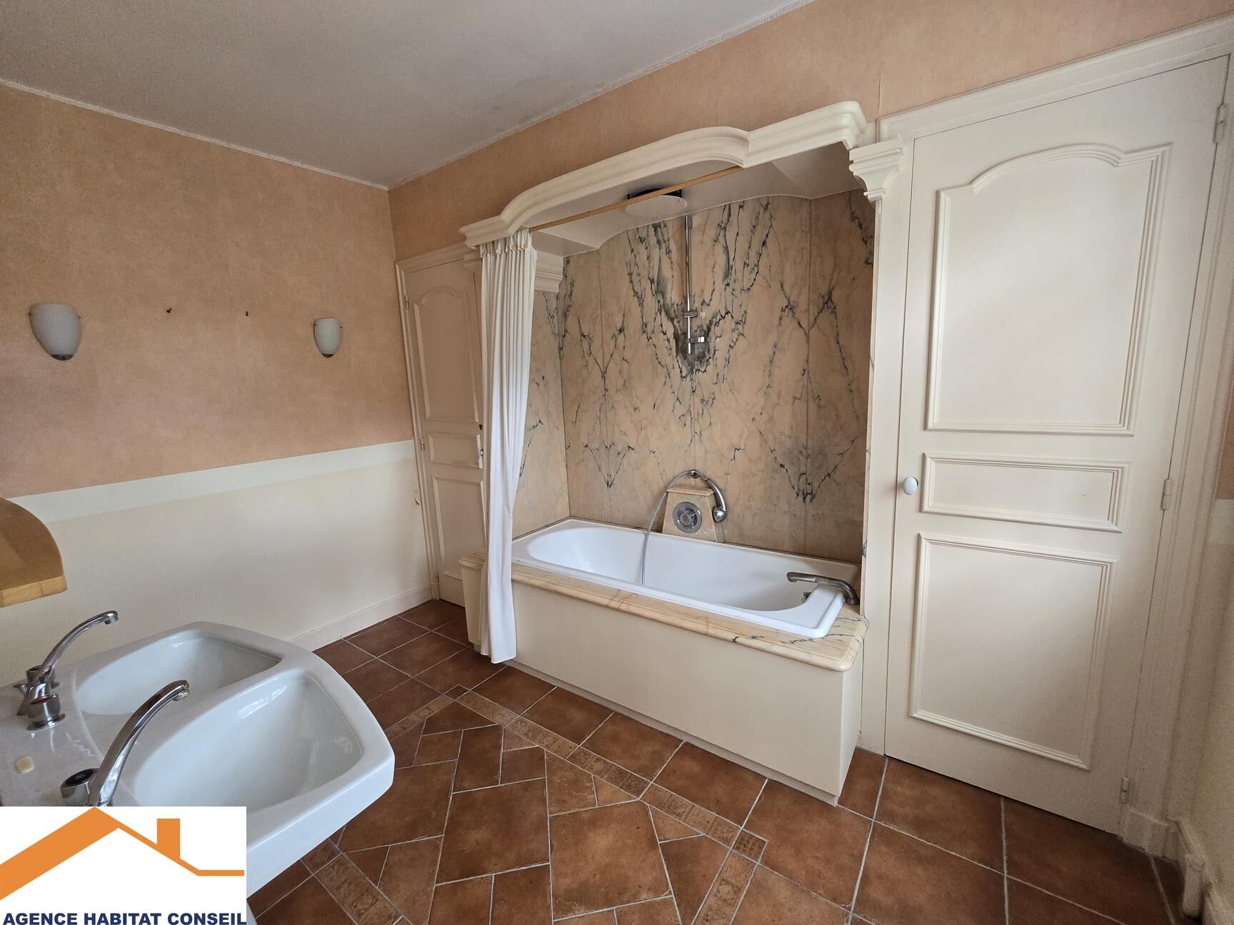 Vente Maison 460 m² à Les Lucs-sur-Boulogne 535 000 €