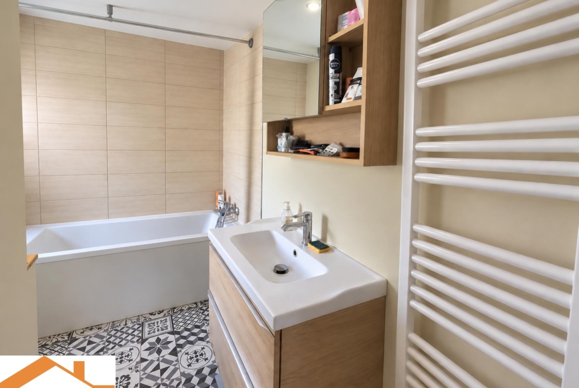 Vente Maison 104 m² à Saint-Étienne-du-Bois 159 000 €