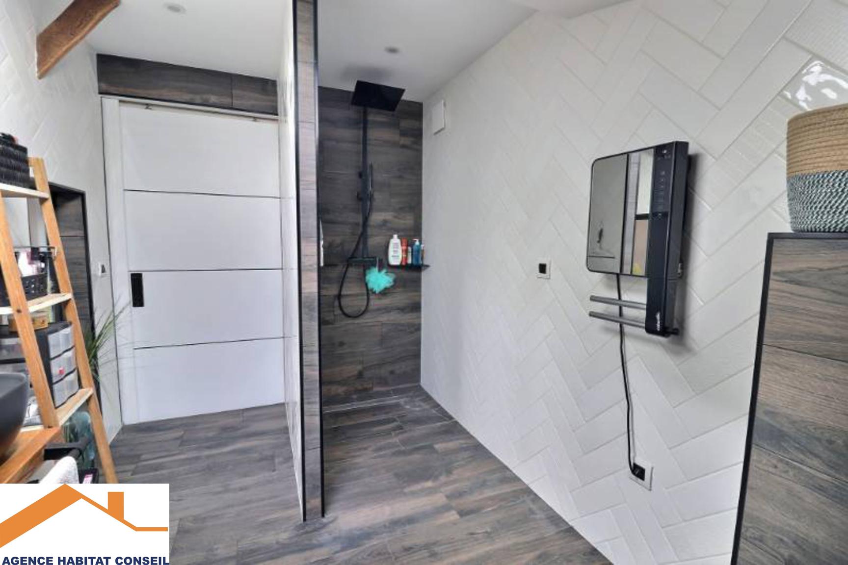 Vente Maison 145 m² à Belleville-sur-Vie 298 000 €