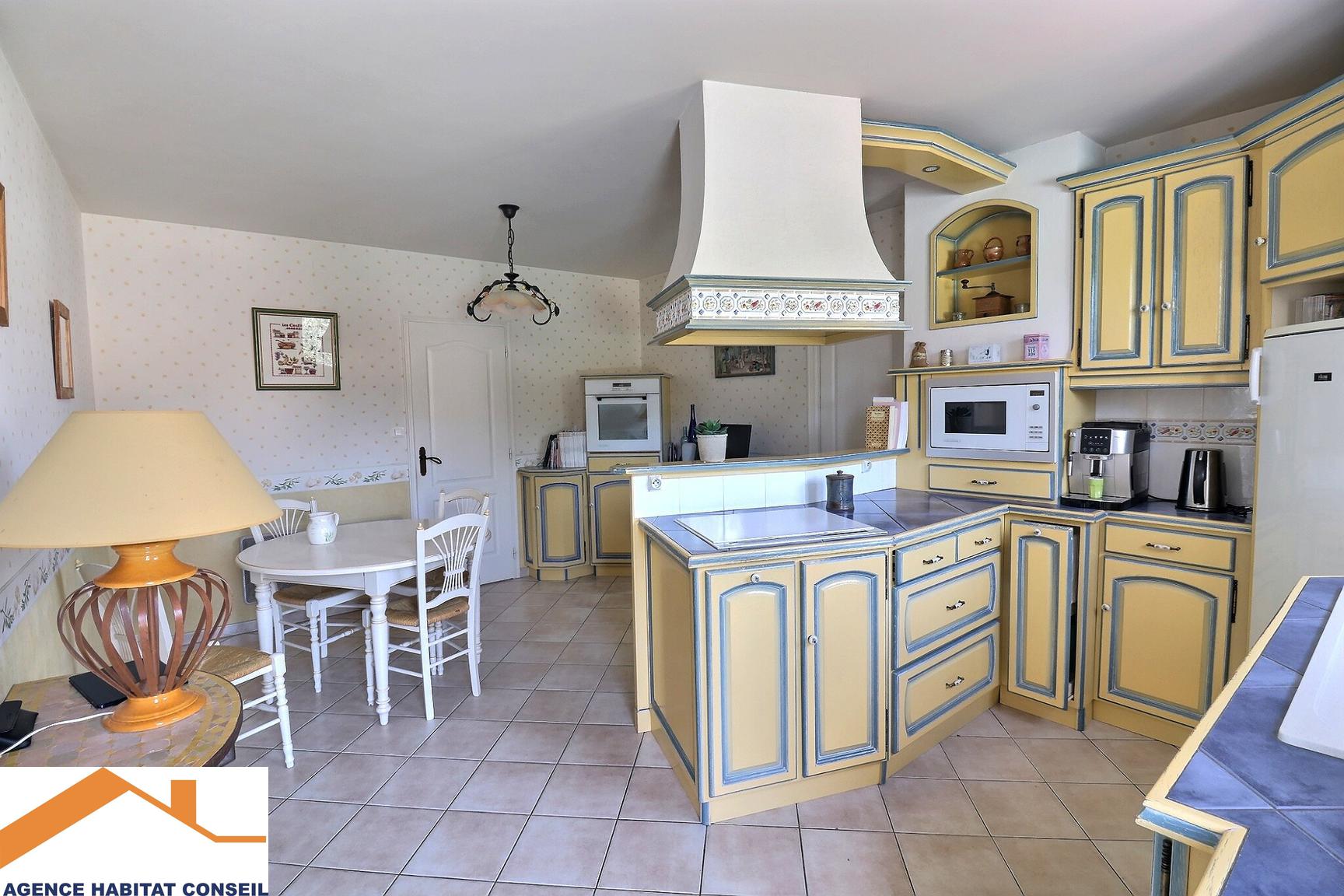 Vente Maison 160 m² à Saint-Denis-la-Chevasse 344 000 €