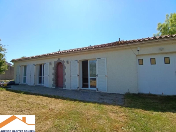 Vente Maison 87 m² à Belleville-sur-Vie 168 500 €