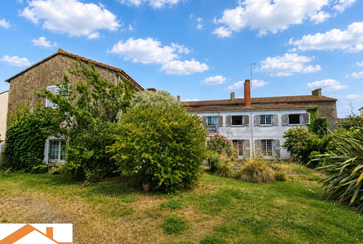 Vente Maison 460 m² à Les Lucs-sur-Boulogne 535 000 €