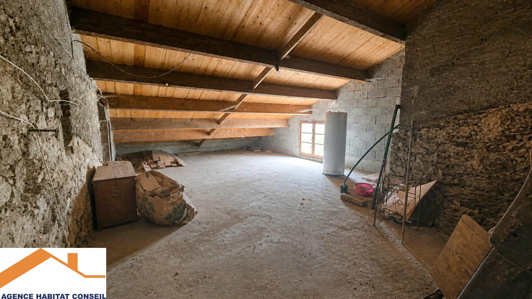 Vente Maison 110 m² à Le Poiré-sur-Vie 135 000 €