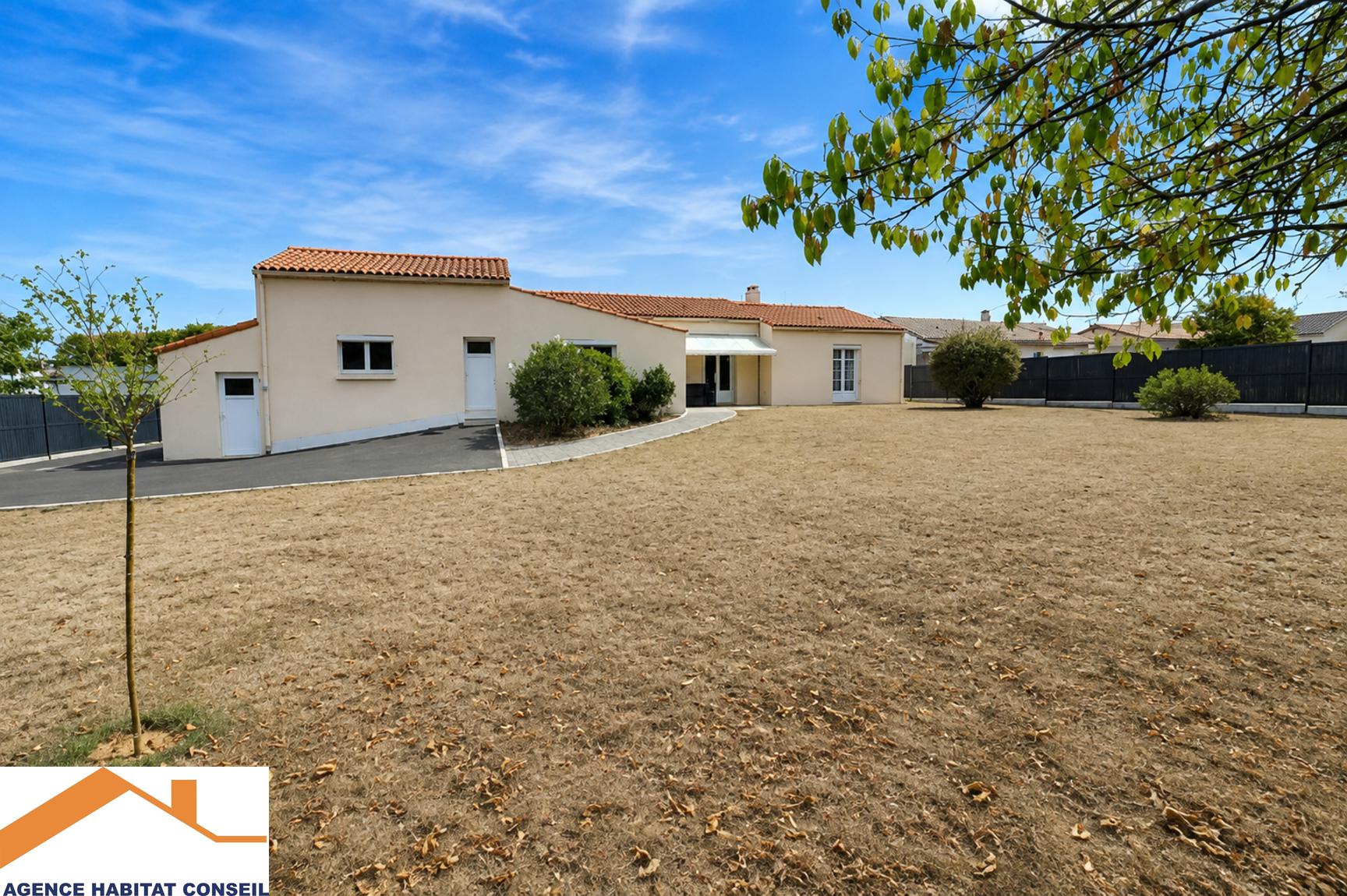 Vente Maison 133 m² à Saint-Denis-la-Chevasse 295 000 €