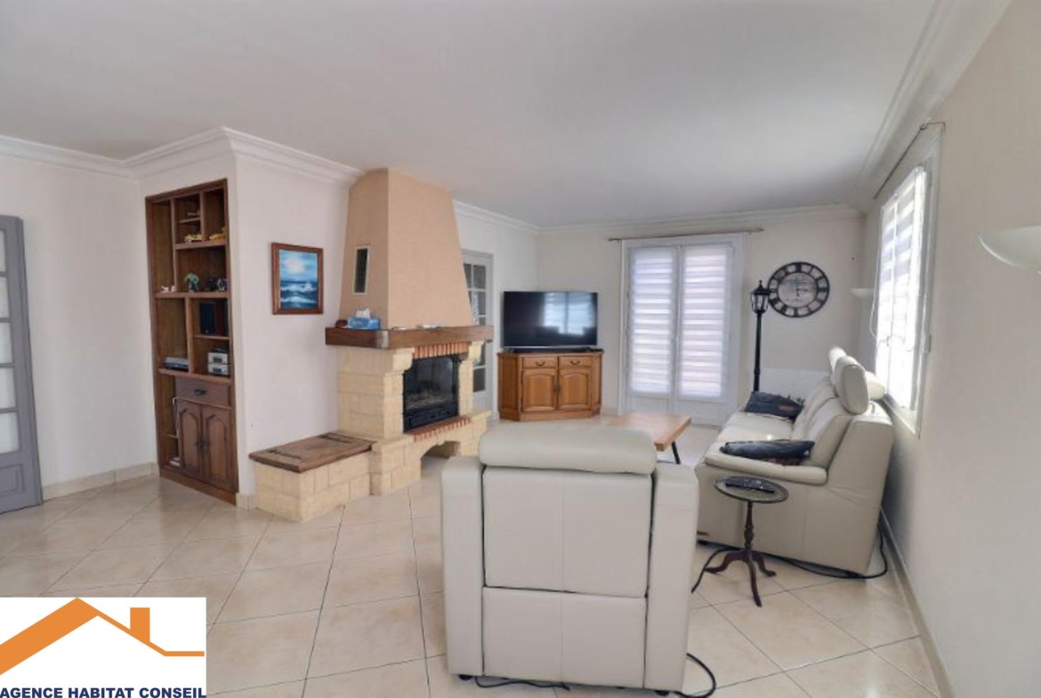 Vente Maison 133 m² à Saint-Denis-la-Chevasse 295 000 €