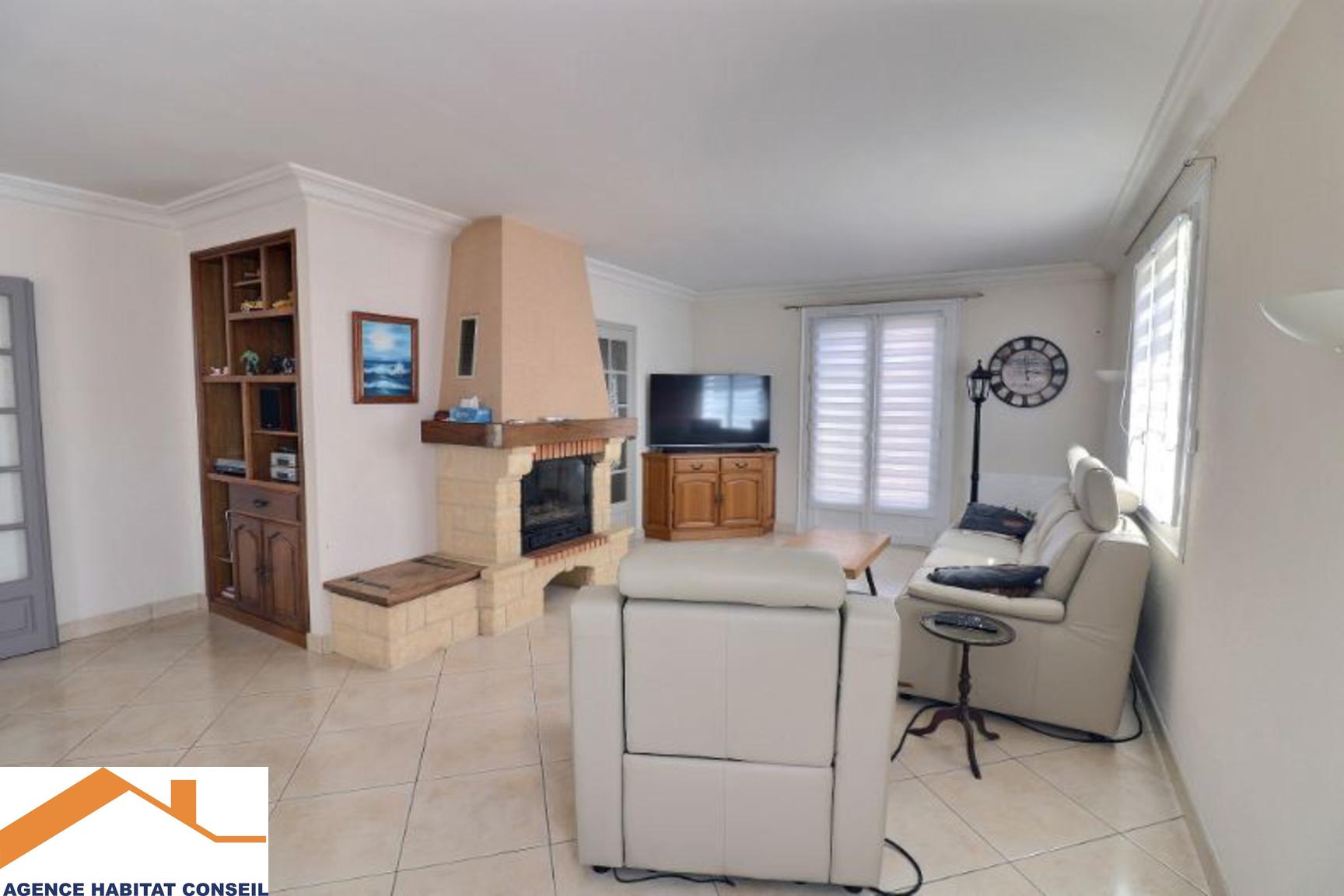 Vente Maison 133 m² à Saint-Denis-la-Chevasse 295 000 €