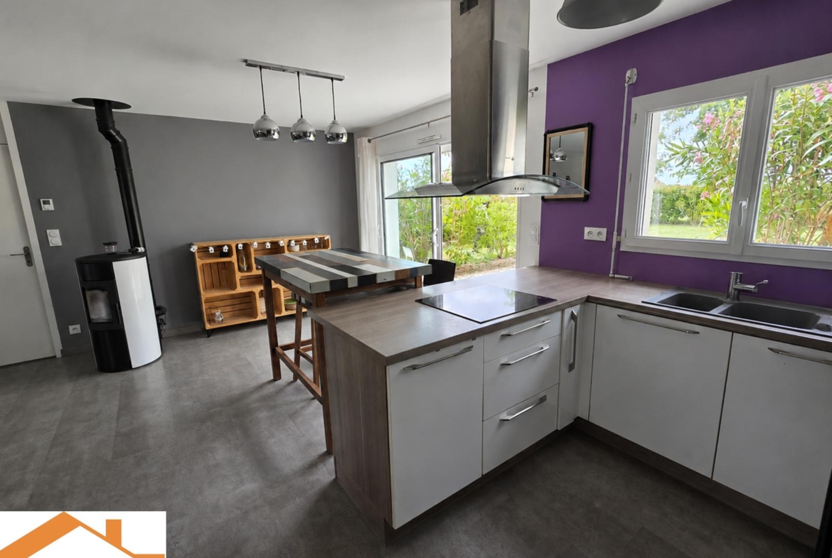 Vente Maison 79 m² à Saint-Étienne-du-Bois 199 000 €