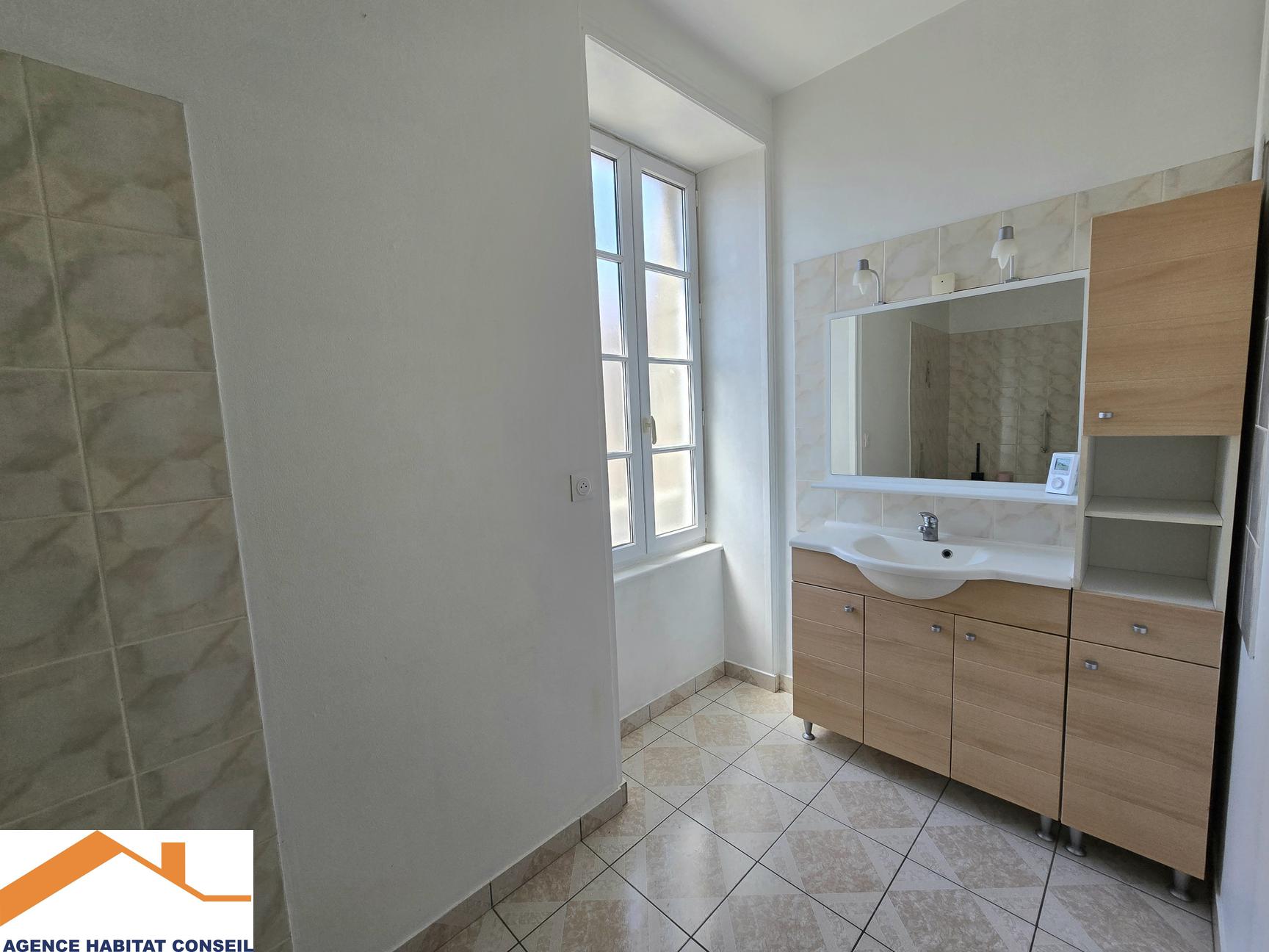Vente Maison 106 m² à Beaufou 170 000 €