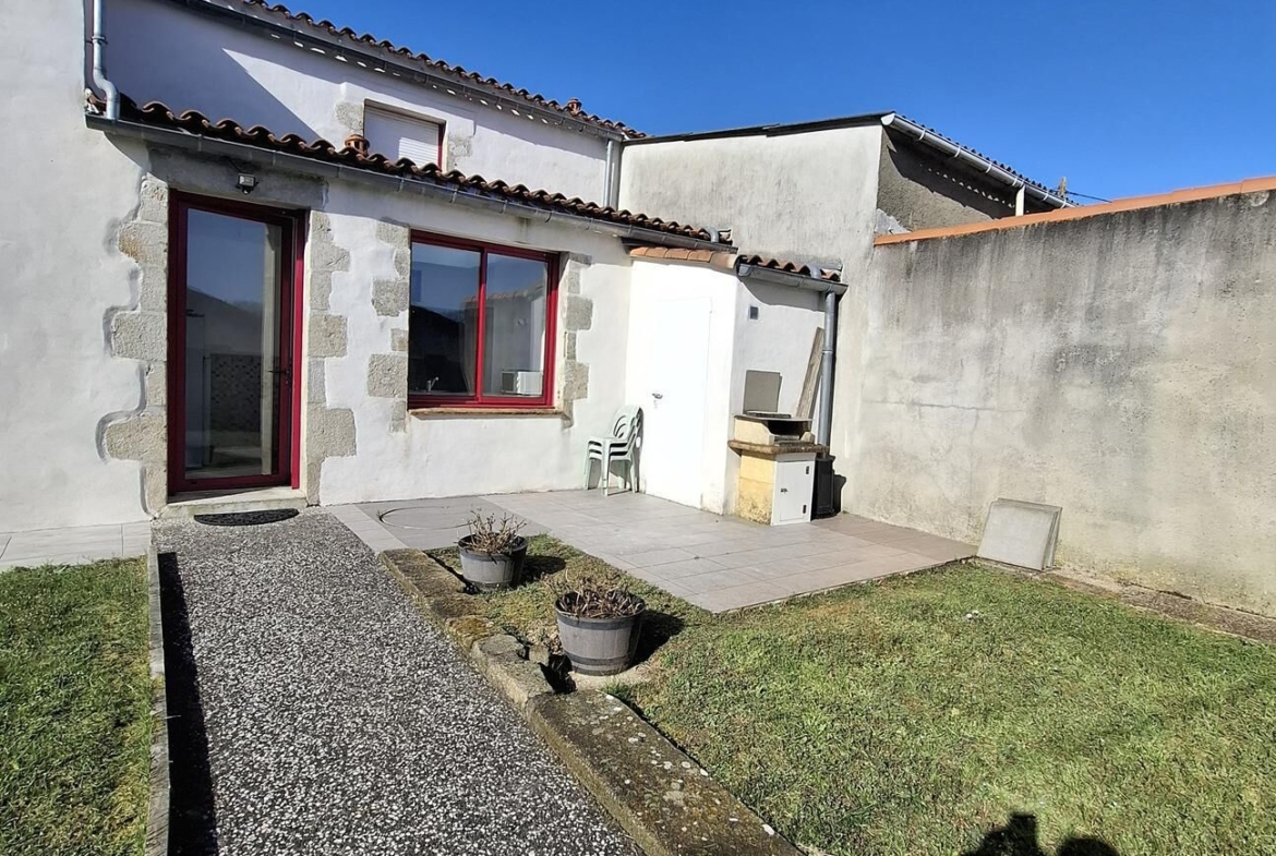 Location Maison 78 m² à Legé 630 € CC /mois