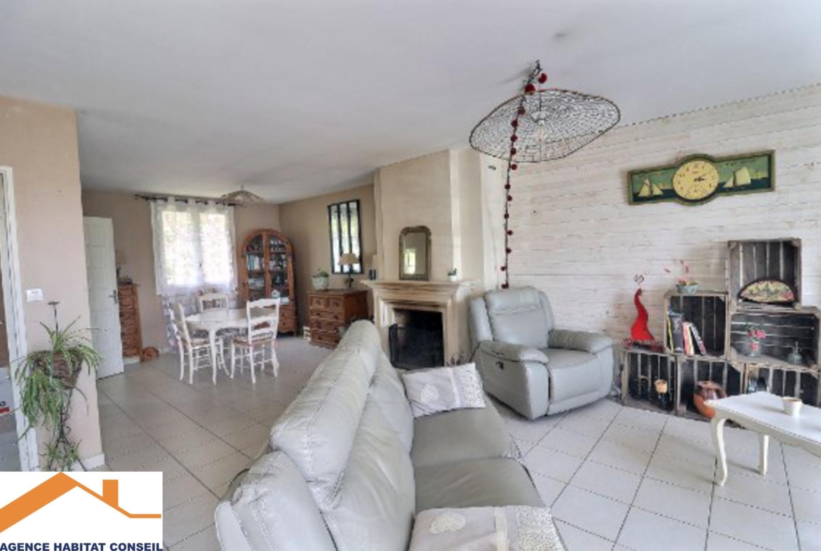 Vente Maison 128 m² à Belleville-sur-Vie 243 000 €