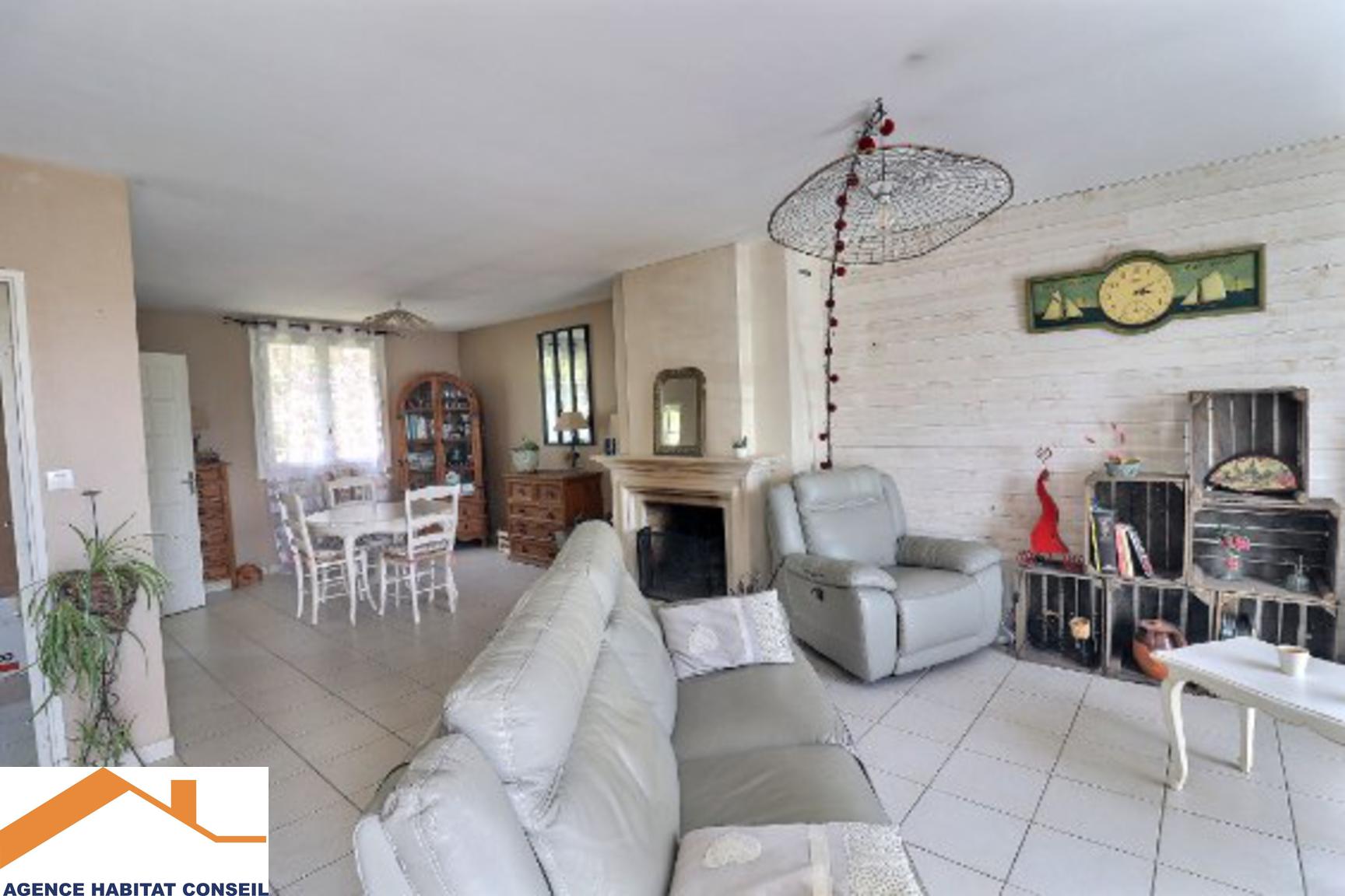 Vente Maison 128 m² à Belleville-sur-Vie 243 000 €