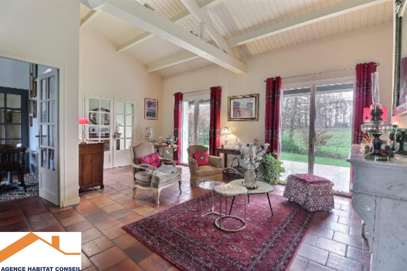 Vente Maison 160 m² à Le Poiré-sur-Vie 399 500 €