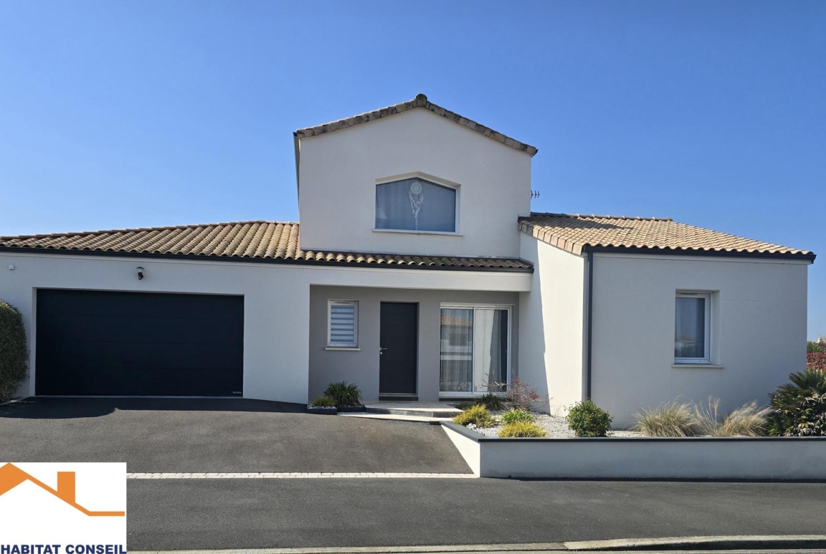 Vente Maison 123 m² à L’Herbergement 336 800 €