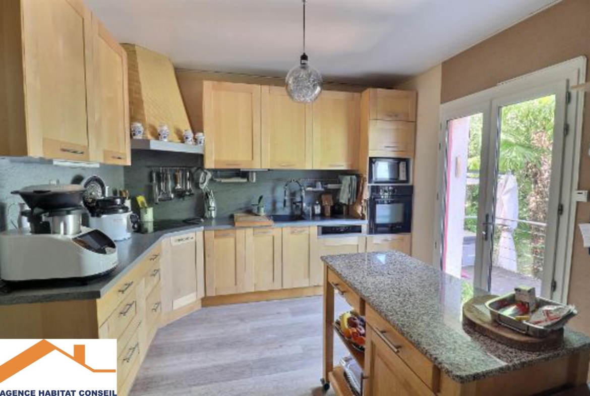 Vente Maison 155 m² à La Roche-sur-Yon 435 000 €