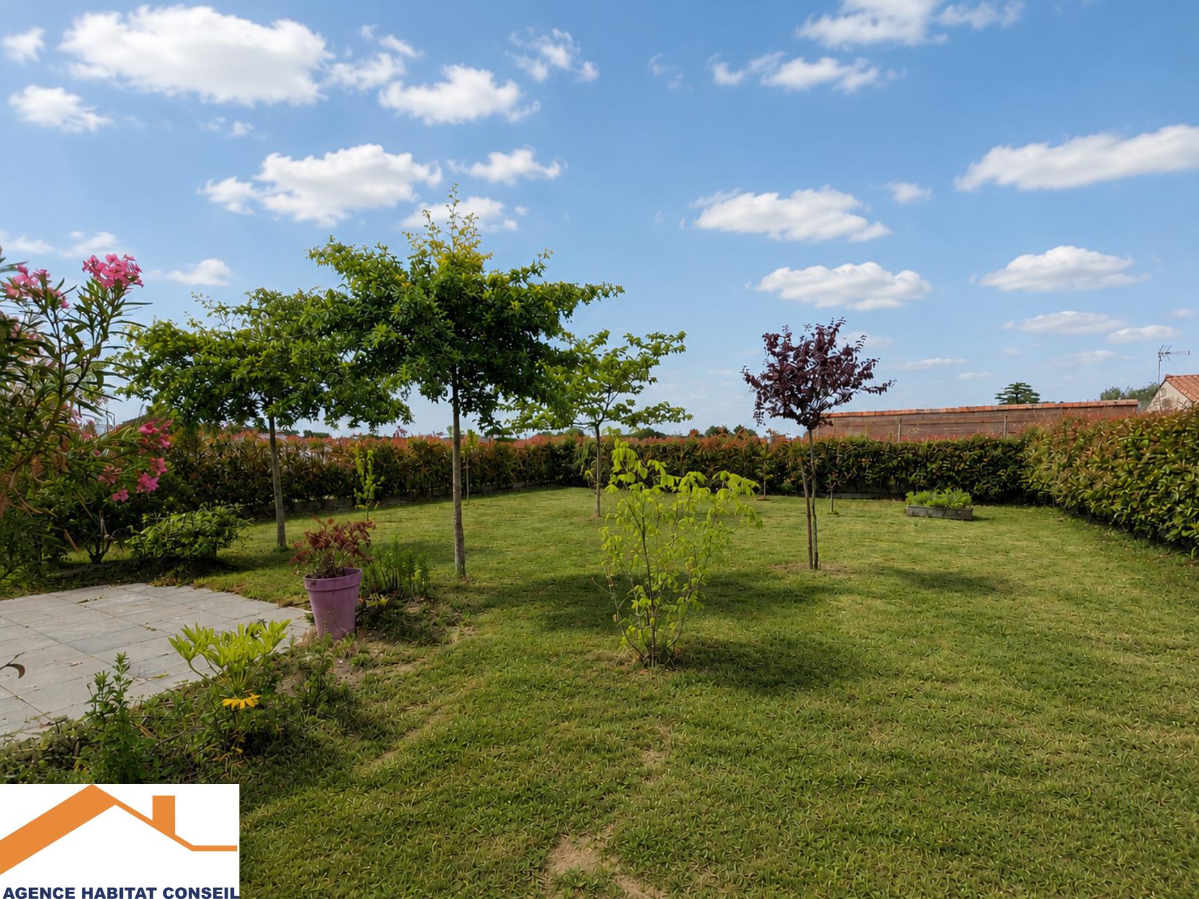 Vente Maison 79 m² à Saint-Étienne-du-Bois 199 000 €