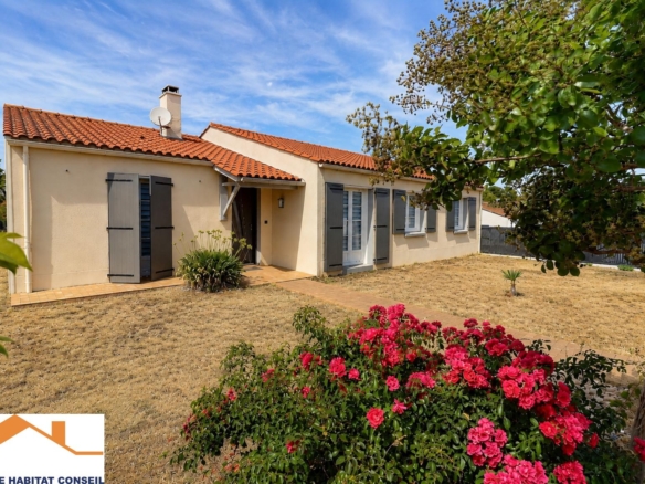 Vente Maison 133 m² à Saint-Denis-la-Chevasse 295 000 €