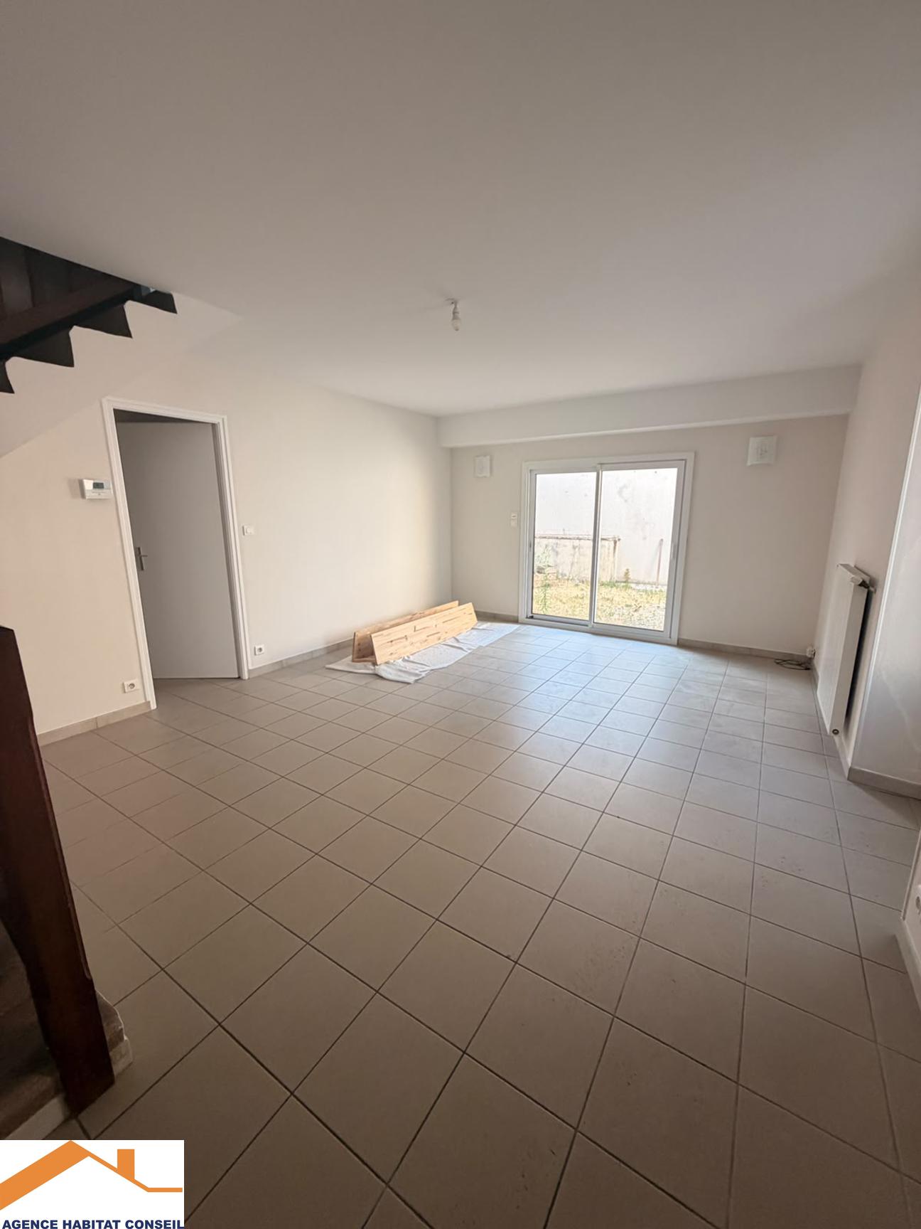 Location Maison 75 m² à Belleville-sur-Vie 780 € CC /mois