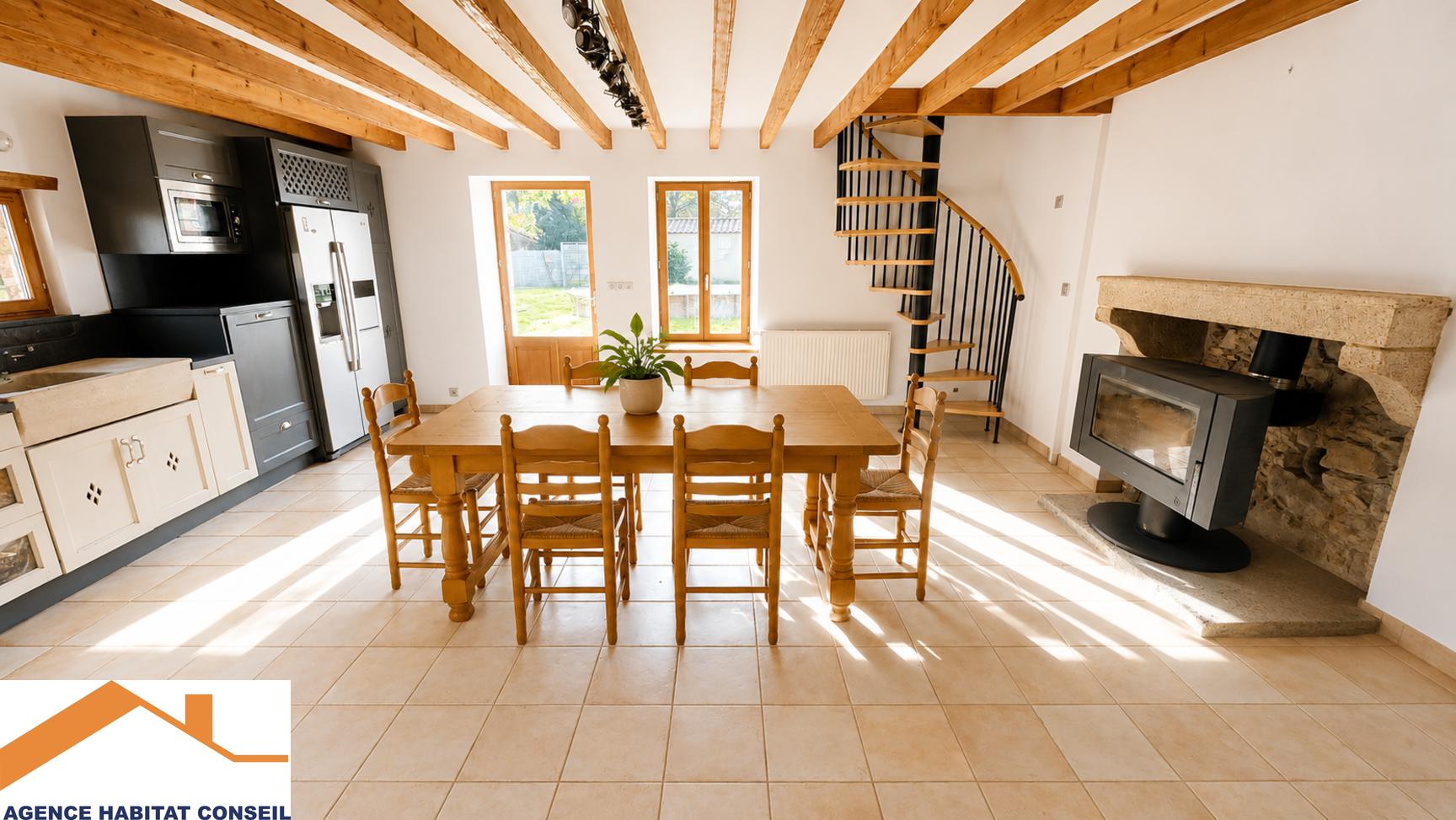 Vente Maison 210 m² à Le Poiré-sur-Vie 345 500 €