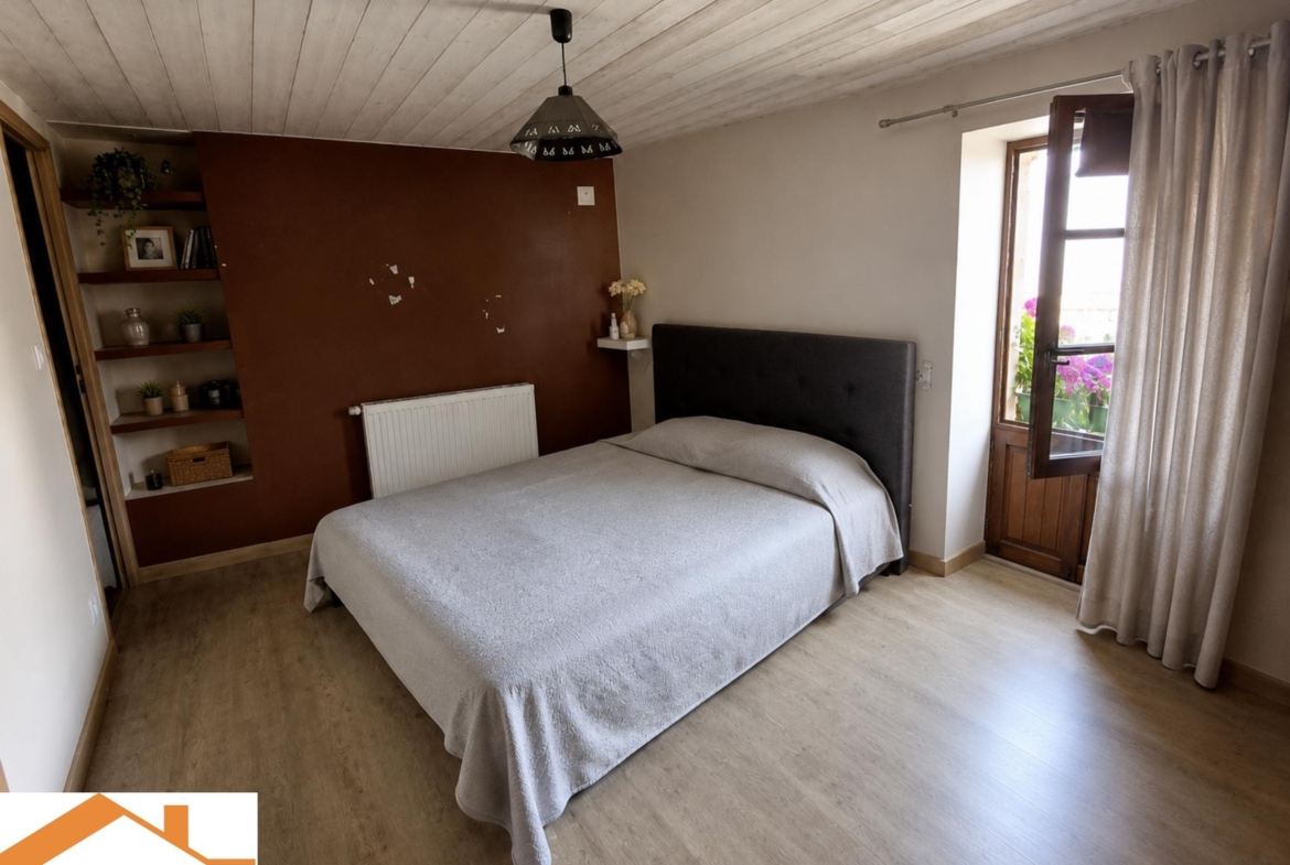 Vente Maison 210 m² à Le Poiré-sur-Vie 345 500 €