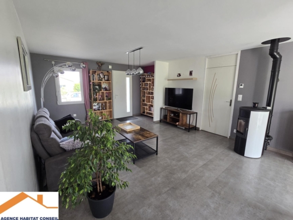 Vente Maison 79 m² à Saint-Étienne-du-Bois 199 000 €
