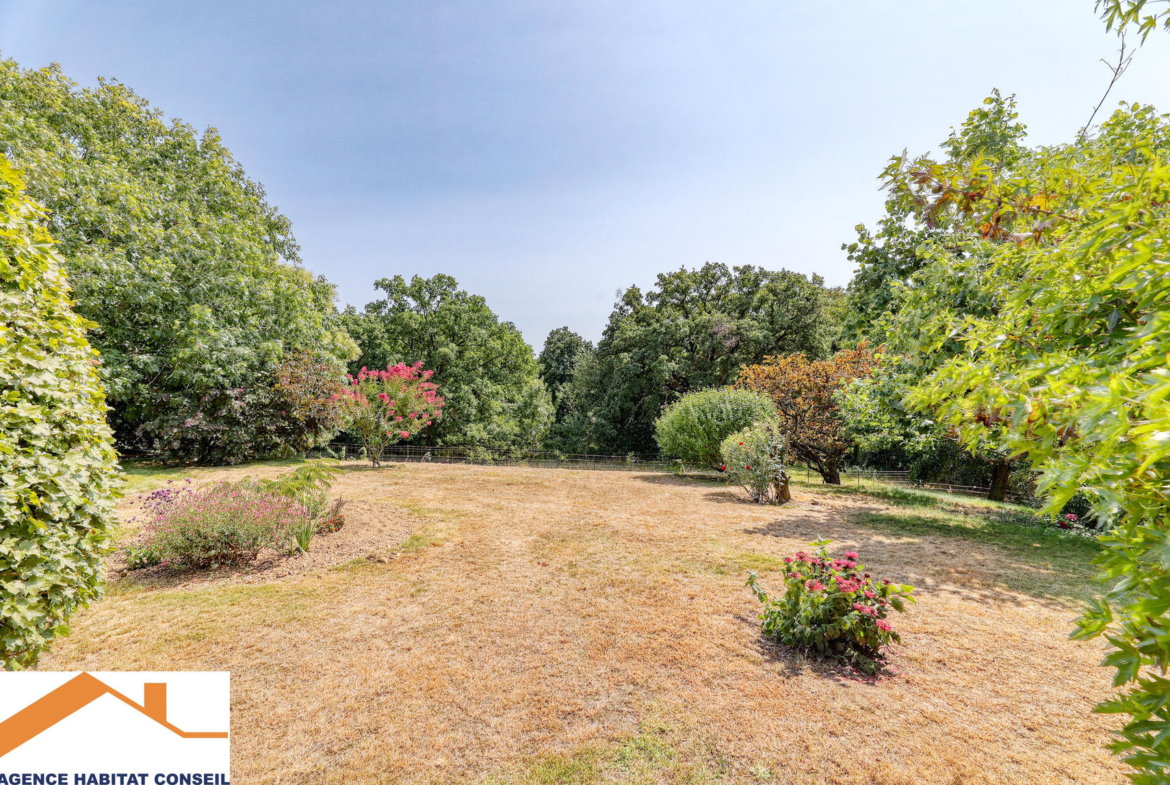 Vente Propriété 200 m² à Les Lucs-sur-Boulogne 571 000 €