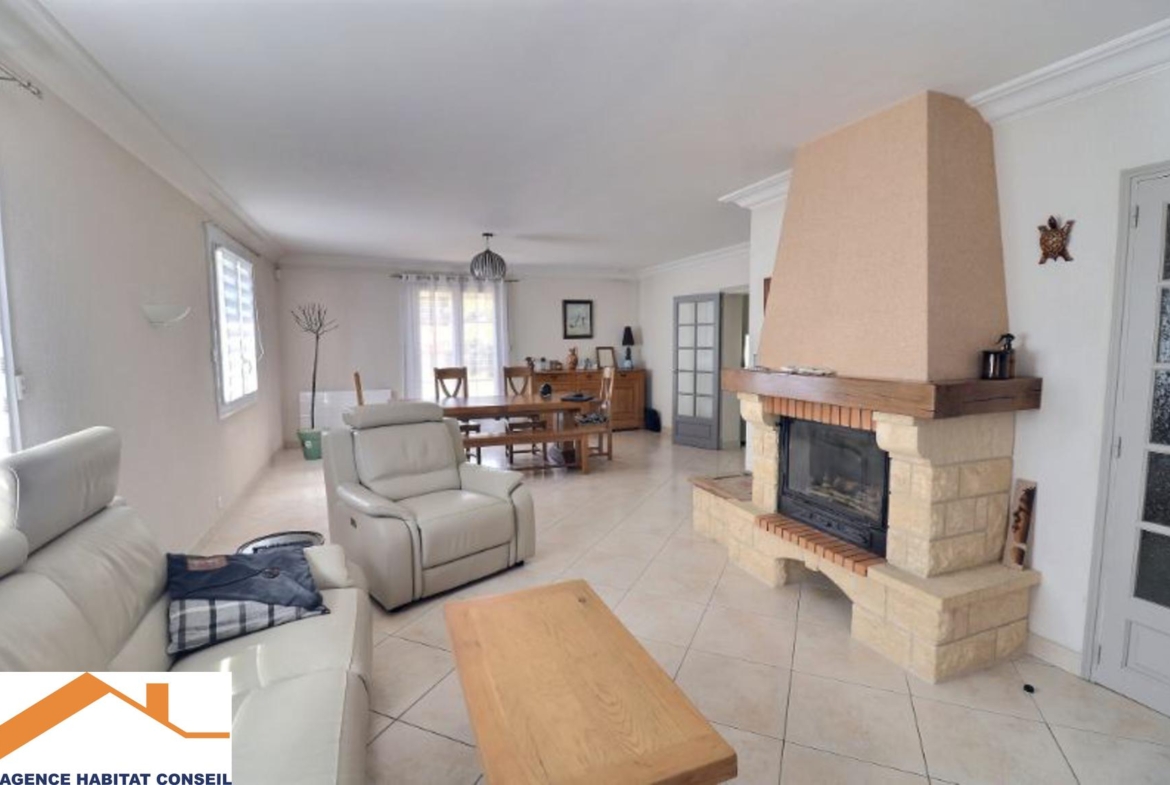 Vente Maison 133 m² à Saint-Denis-la-Chevasse 295 000 €