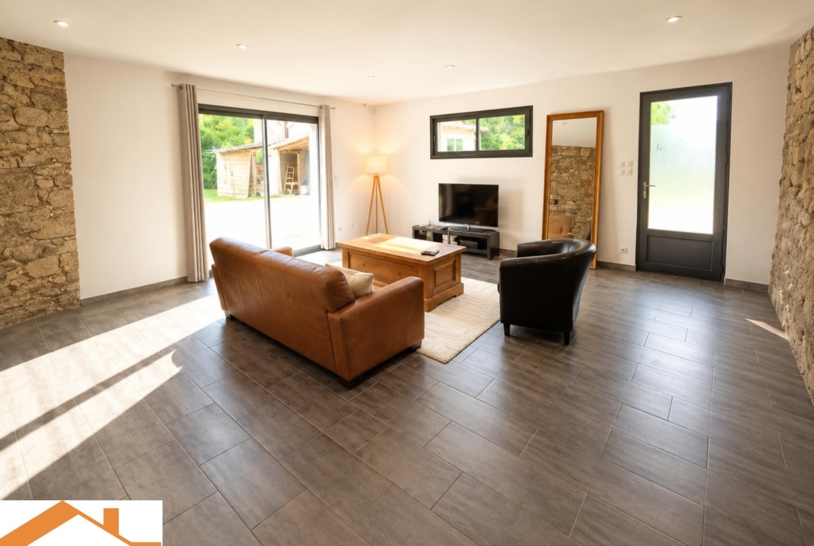 Vente Maison 210 m² à Le Poiré-sur-Vie 345 500 €
