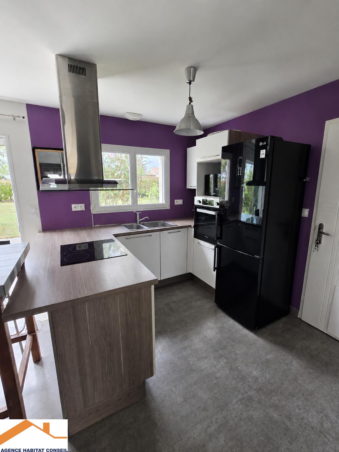 Vente Maison 79 m² à Saint-Étienne-du-Bois 199 000 €