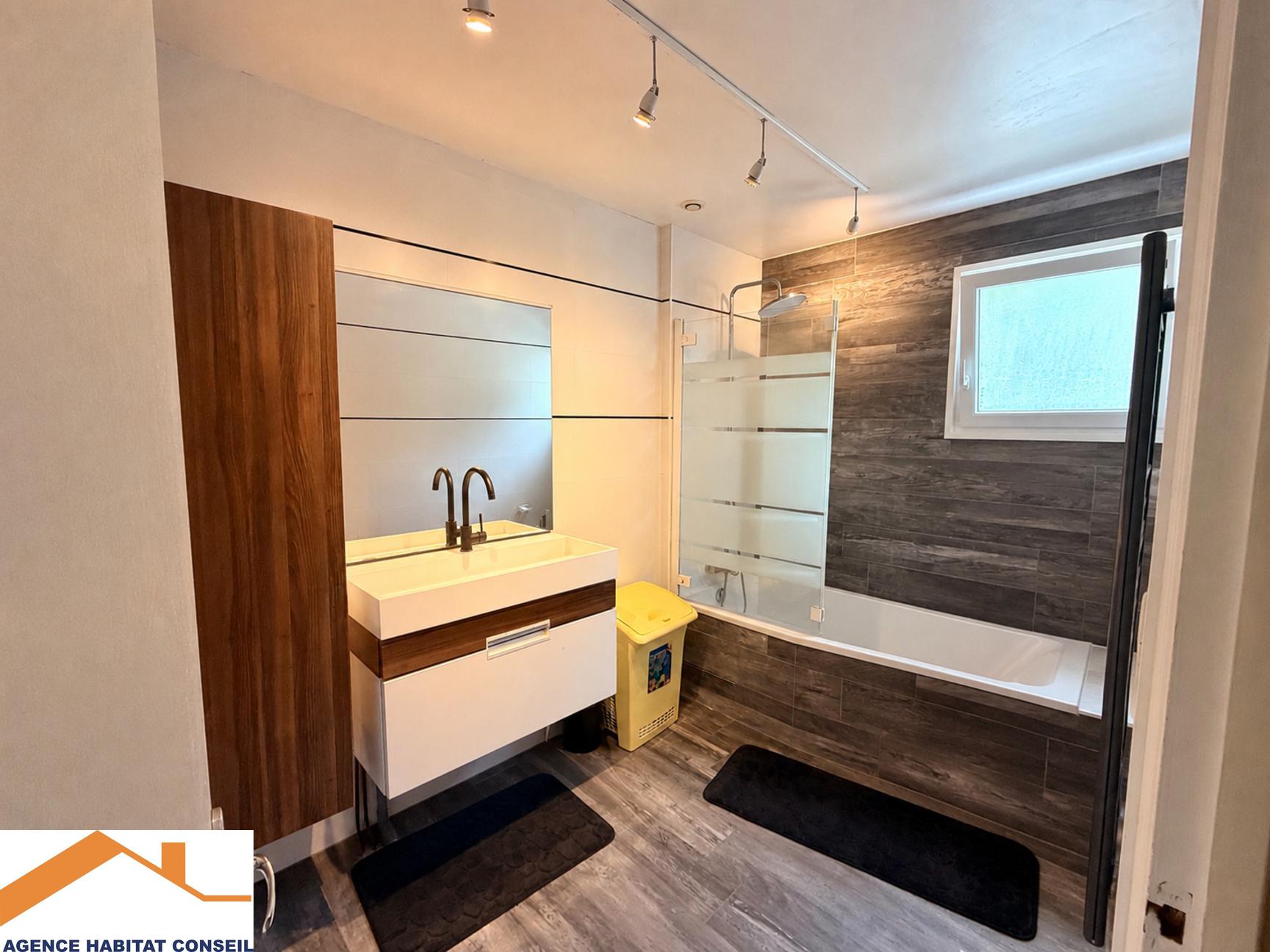 Vente Maison 128 m² à Belleville-sur-Vie 249 875 €