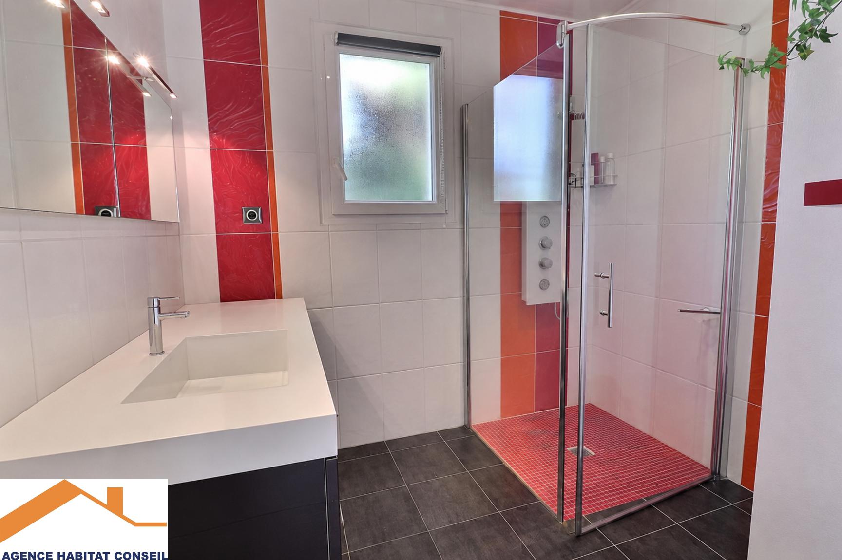 Vente Maison 92 m² à Belleville-sur-Vie 249 900 €