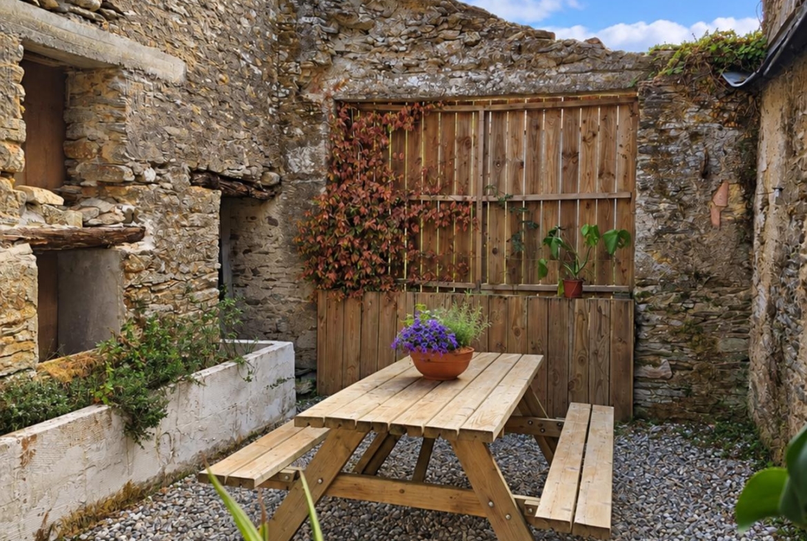 Vente Maison 104 m² à Saint-Étienne-du-Bois 159 000 €