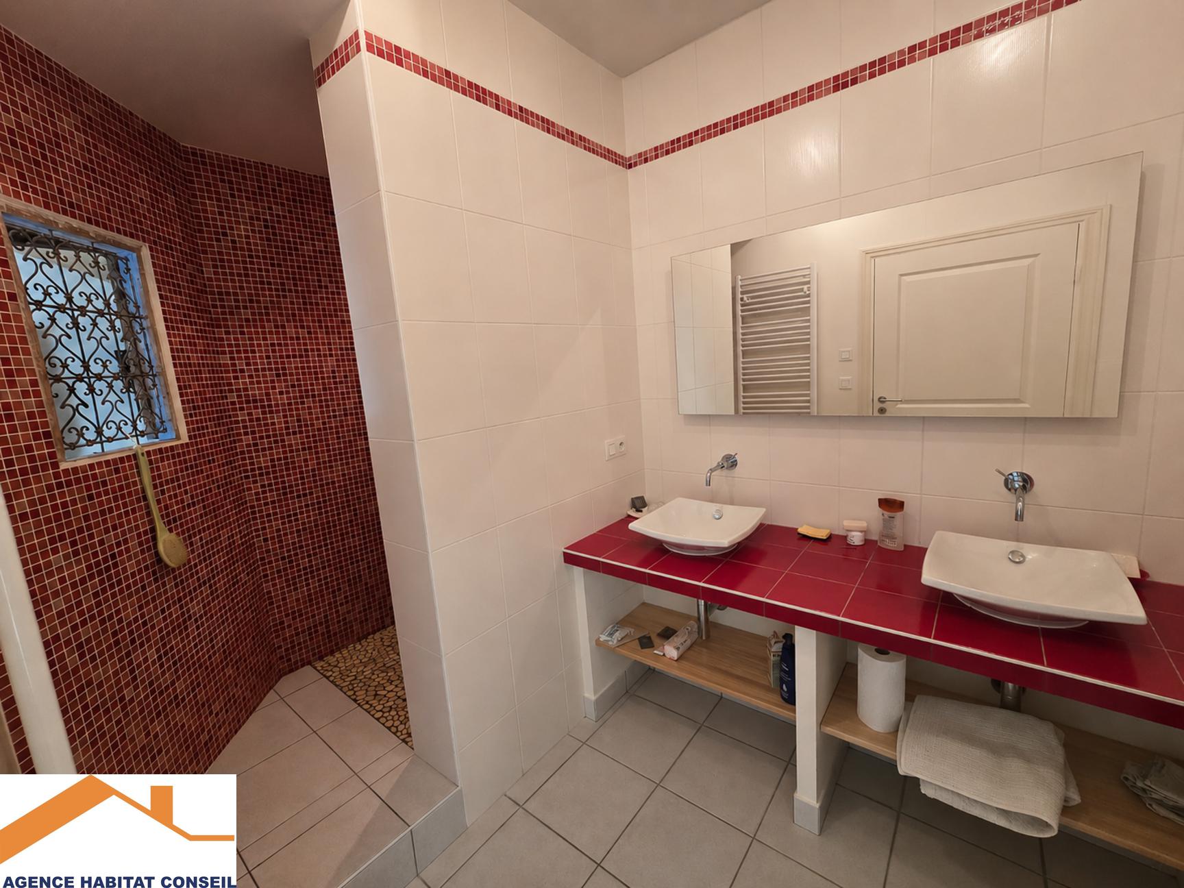 Vente Maison 460 m² à Les Lucs-sur-Boulogne 535 000 €