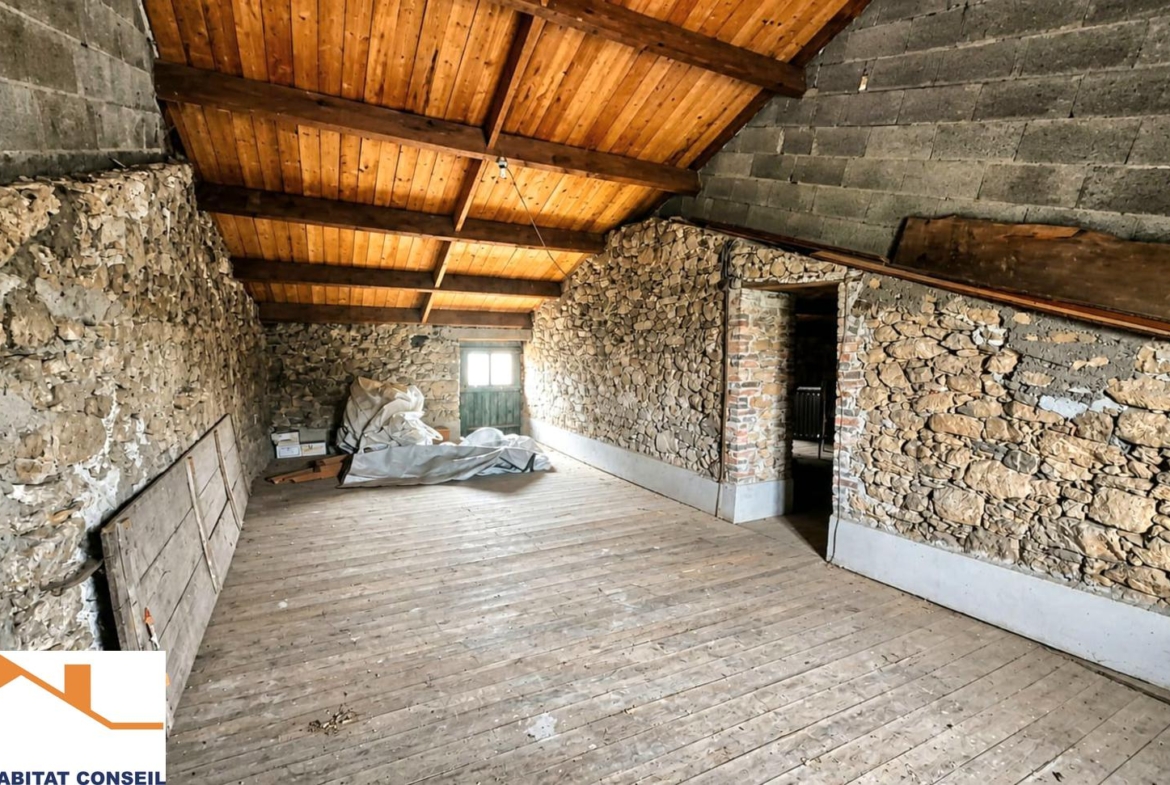 Vente Maison 110 m² à Le Poiré-sur-Vie 135 000 €