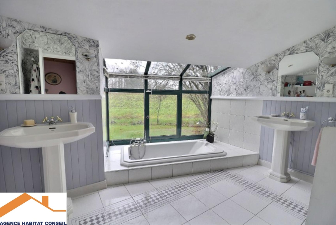 Vente Maison 160 m² à Le Poiré-sur-Vie 399 500 €