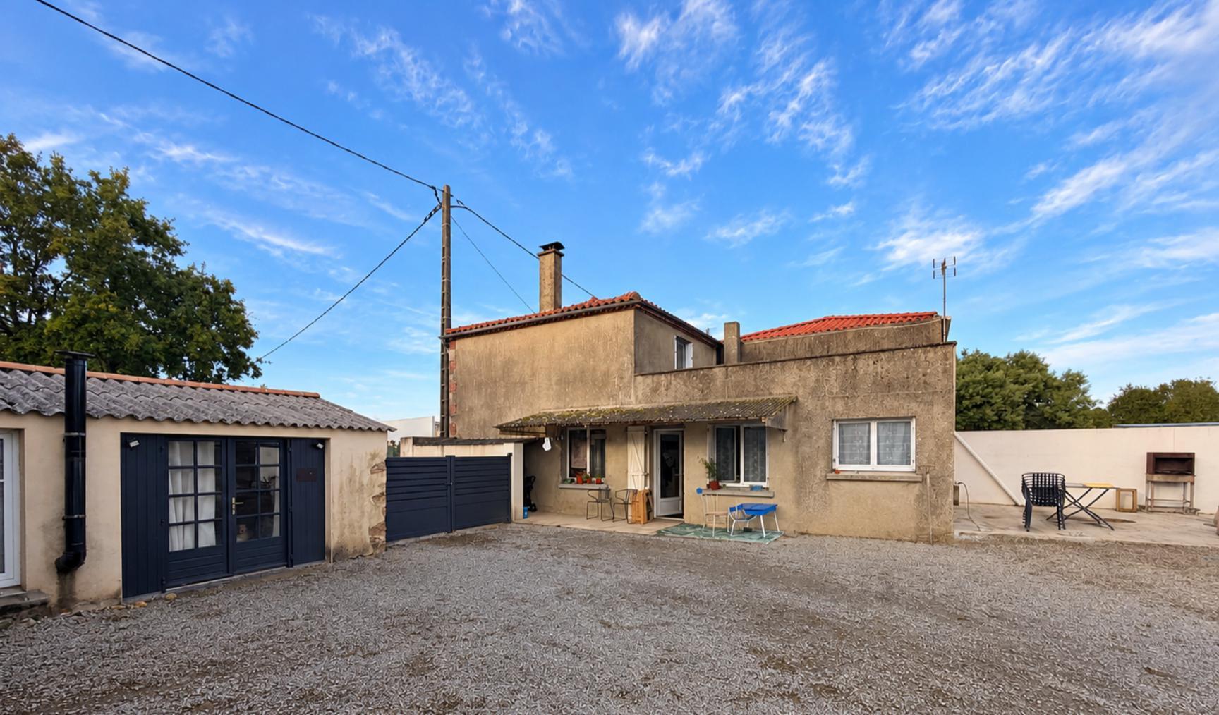 Vente Maison 79 m² à Saint-Étienne-du-Bois 167 000 €