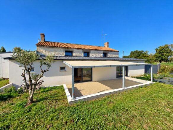 Vente Maison à Beaufou 289 000 €