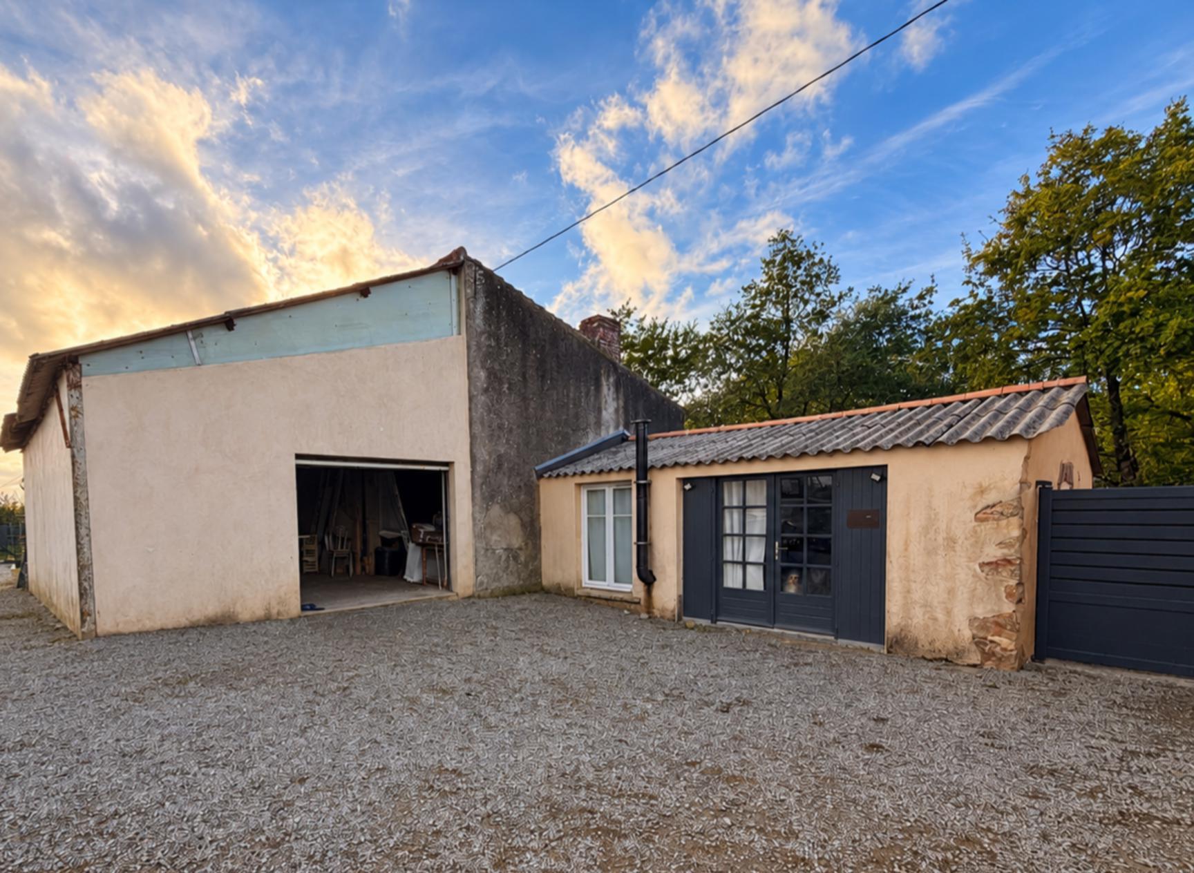 Vente Maison 79 m² à Saint-Étienne-du-Bois 167 000 €