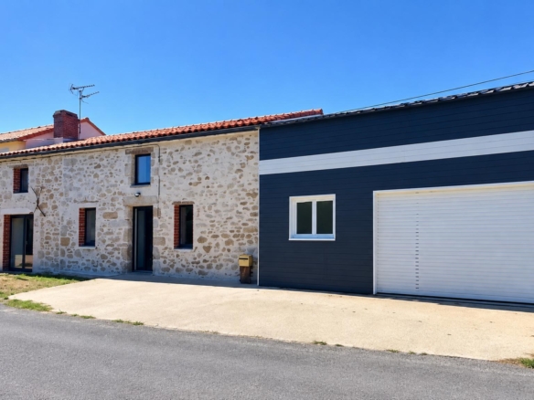 Vente Maison à Belleville-sur-Vie 298 000 €