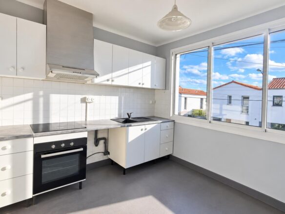 Location Appartement 80 m² à Les Sables-d’Olonne 900 € CC /mois