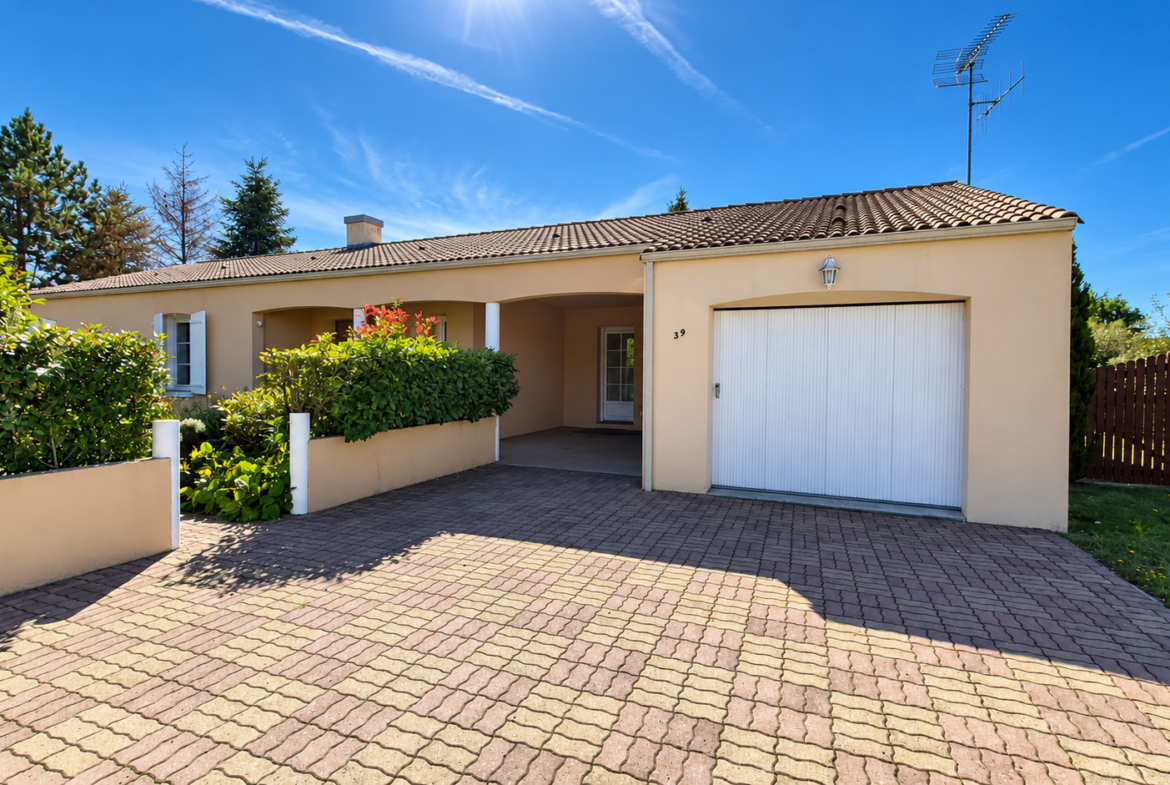 Vente Maison 134 m² à La Genetouze 314 900 €